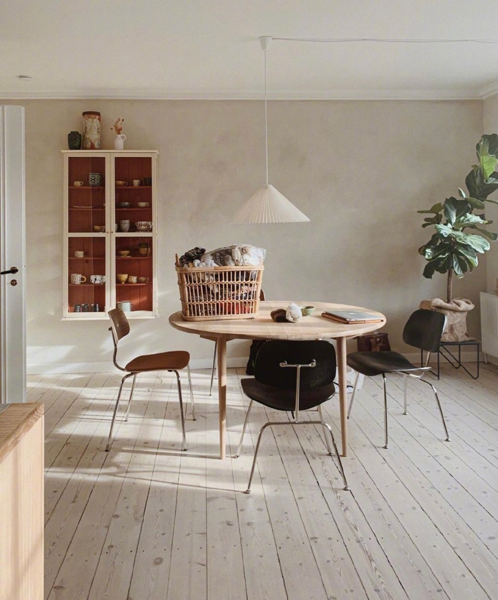 阳光角落ins:femte.til.venstre