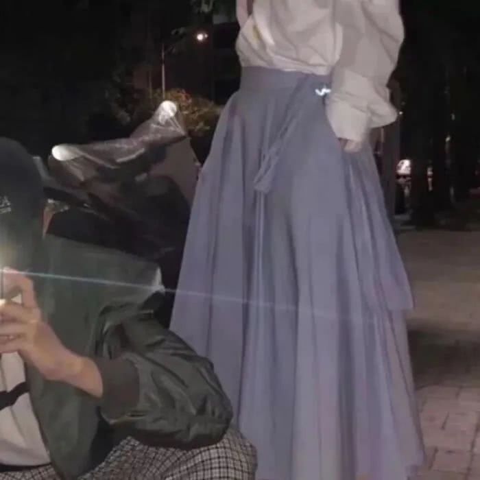 情侣头像小众泰坦尼克号rose说:"我甚至连他的一张照片都没有,他只活