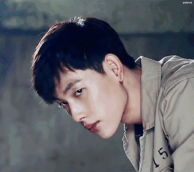 《不汗党》赵贤秀任时完