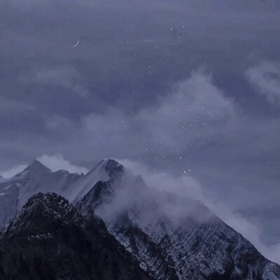 冷淡风朋友圈背景