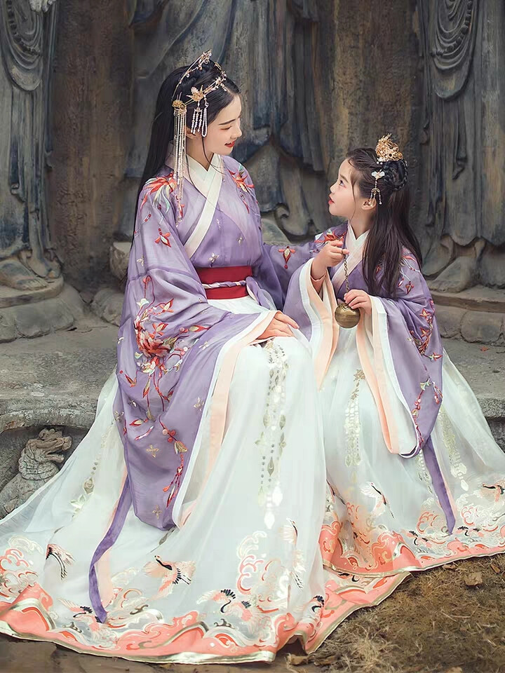 汉服-十里[汉尚华莲]