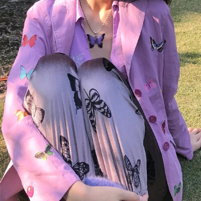 女生酷酷的背影头像