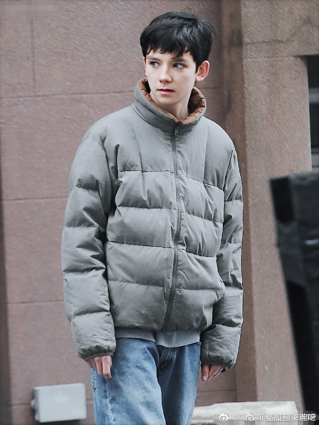 海默可爱的酒窝,阿莎美丽的蓝眼睛.桑总有趣的抬头纹.