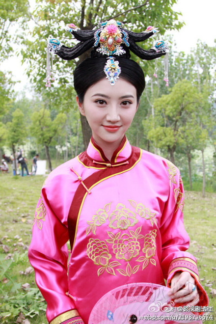 景甜 饰 大玉儿