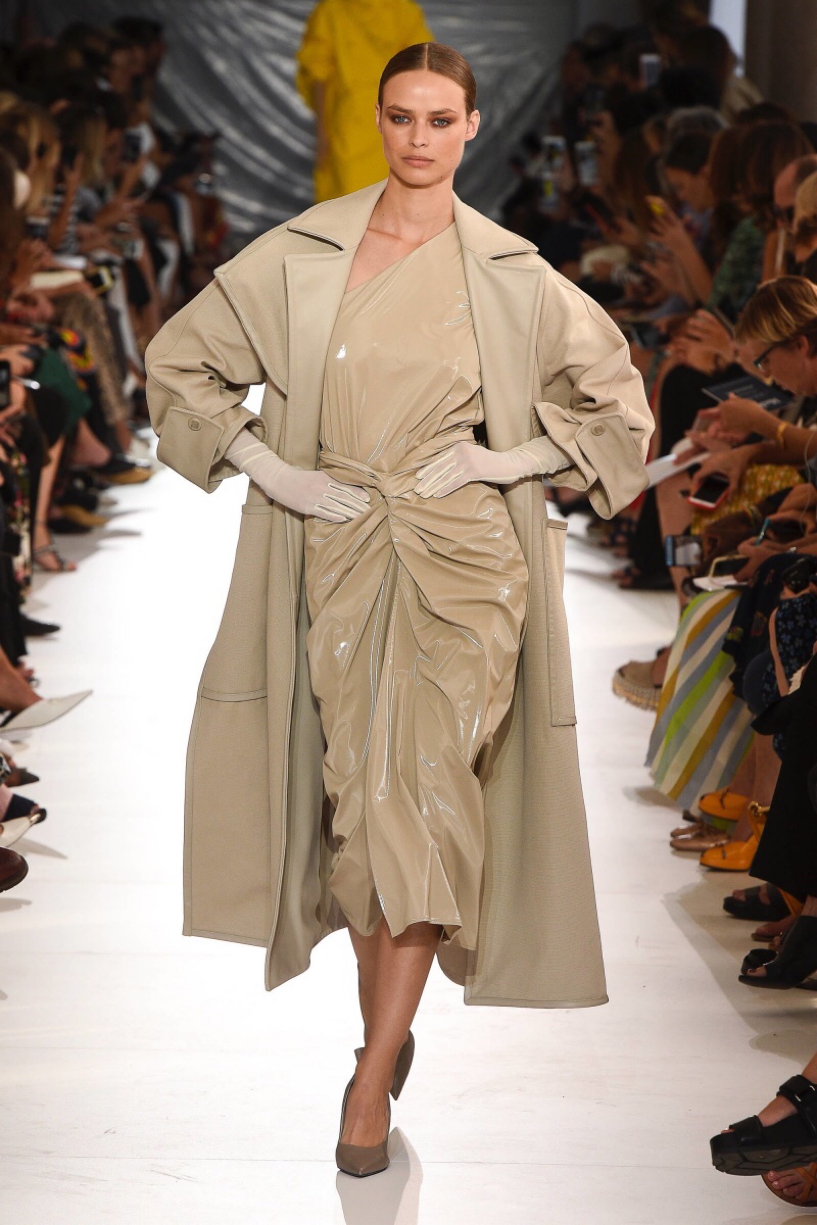 2019春夏米兰时装周:麦丝玛拉 (max mara) 女装秀