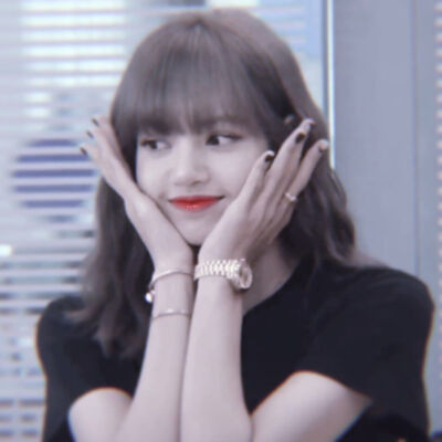 lisa神仙头像