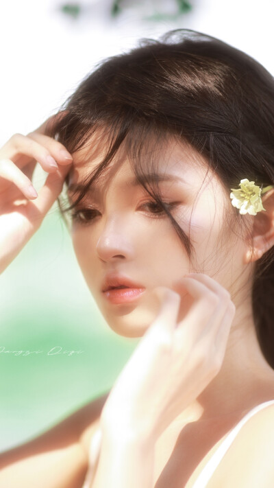 绿色系壁纸,人物壁纸,少女写真,复古风壁纸,文艺,小清新壁纸,少女心