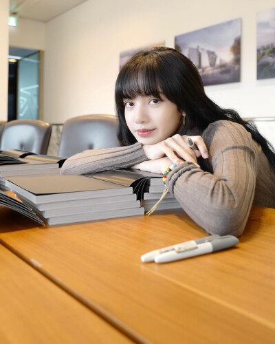lisa - 堆糖,美图壁纸兴趣社区
