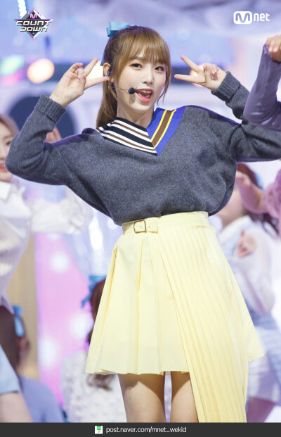 izone/崔睿娜/崔艺娜/椰奶/yena/崔虚势/小黄鸭/崔candy/脆椰奶/cyn
