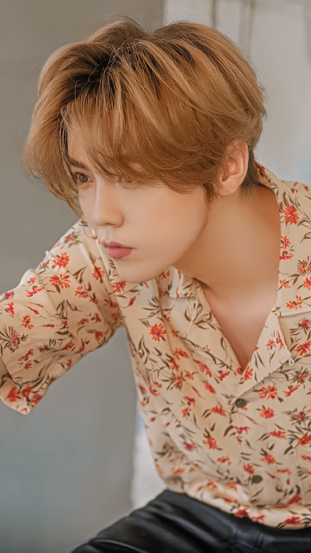 鹿晗全封面杂志