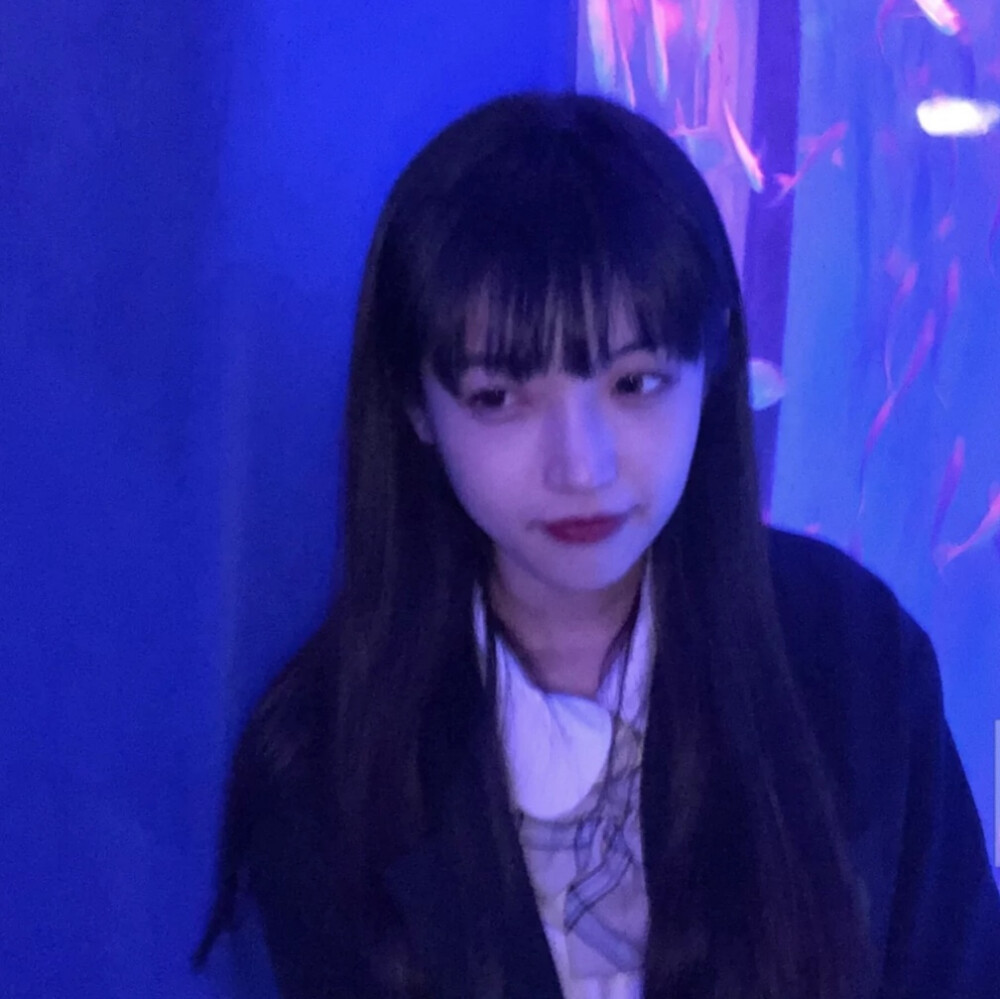 自截 想高冷的蔡同学女生头像部位女头可爱,女头御姐头像