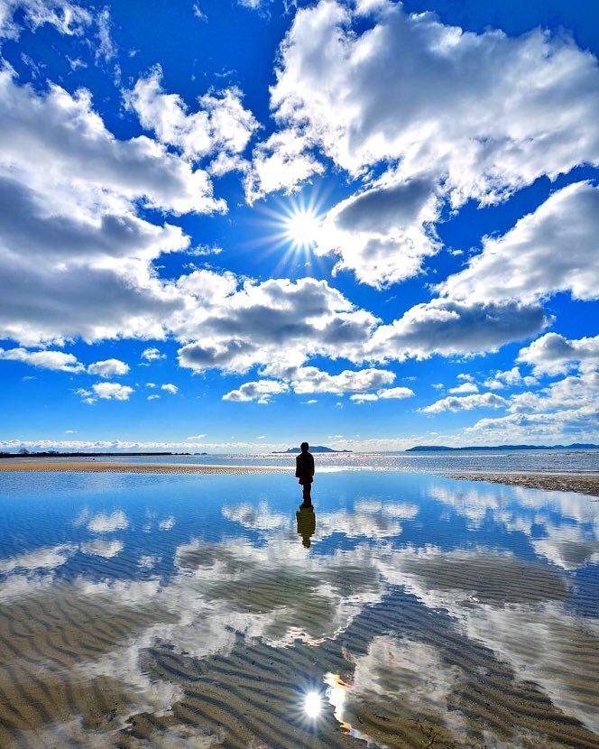 一位日本摄影师为自己女儿拍的照片,美成宫崎骏动画里的画面