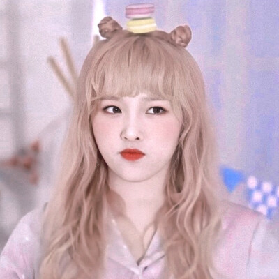 yena·头像