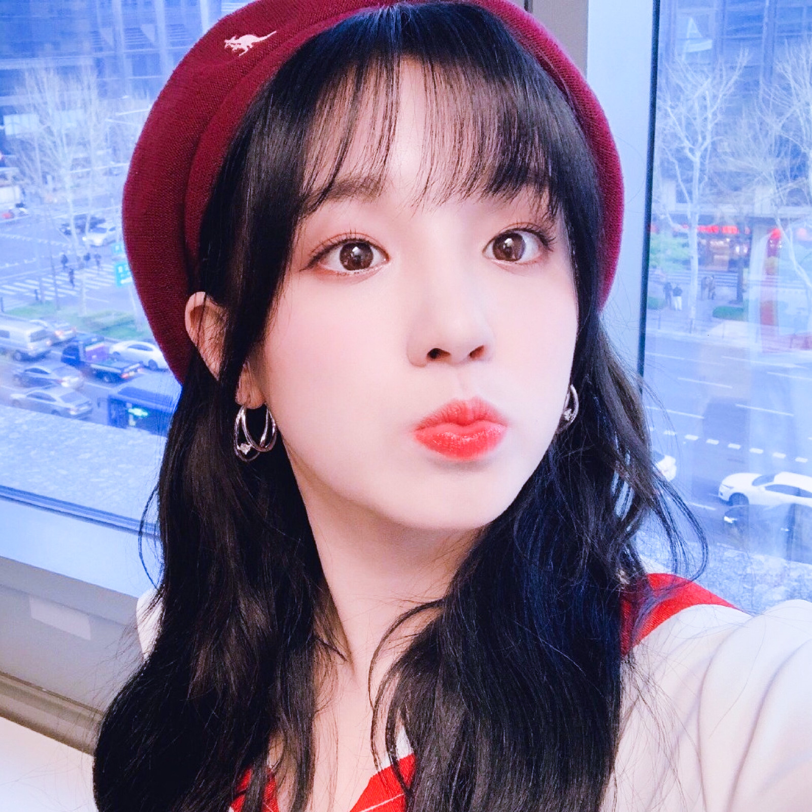 dbqdbq我忘记原截是哪位美女的了,我记着是我互关