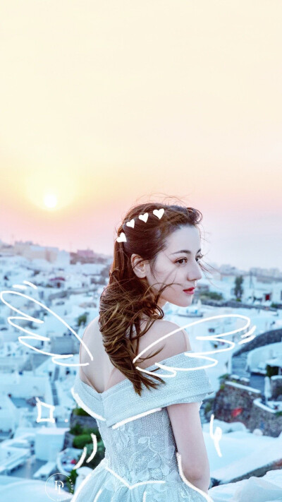 迪丽热巴婚纱照太美腻啦!