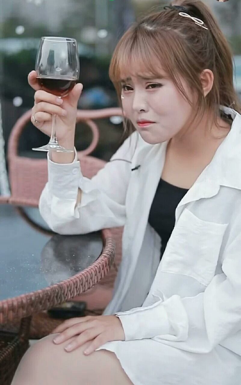 黄晓娜 