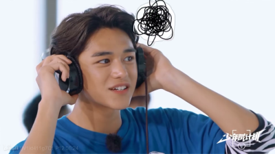 威神v黄旭熙lucas