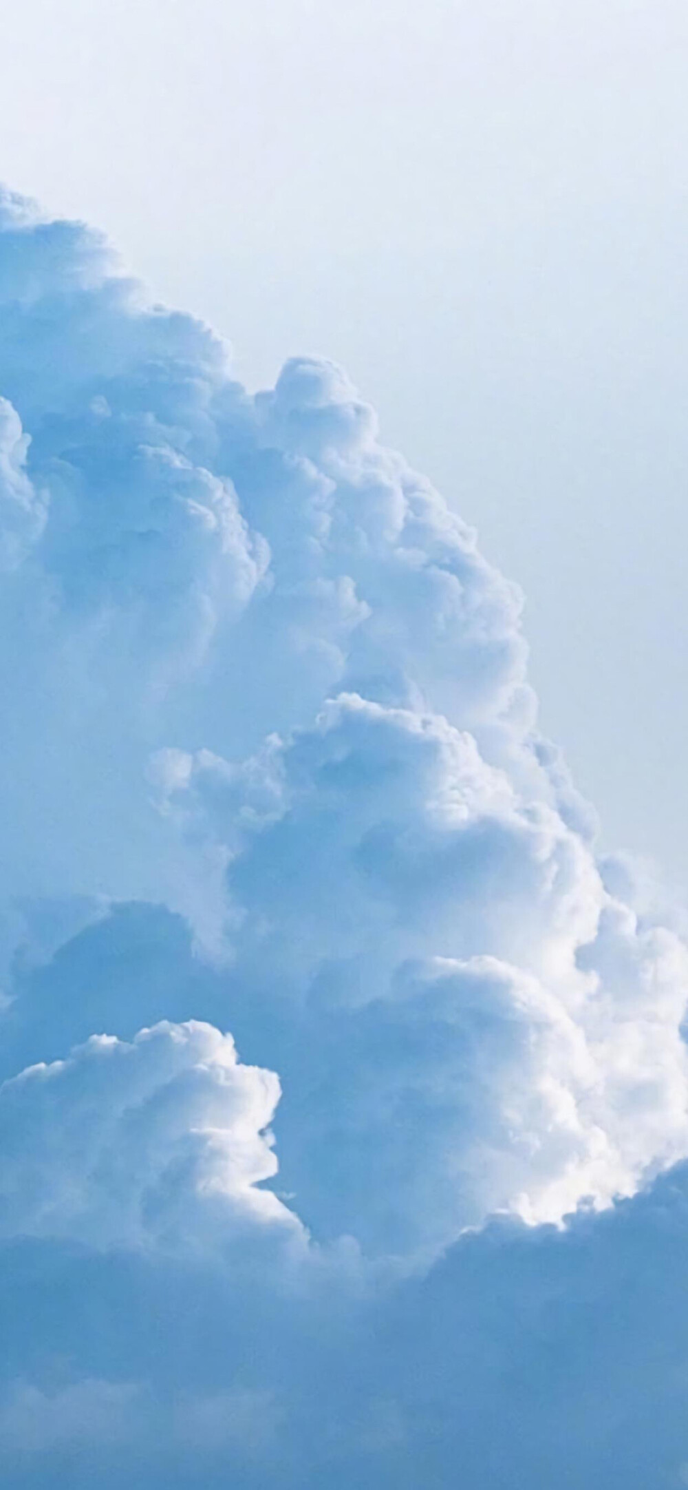 iphone云朵墨散效果壁纸一颗酸苹果