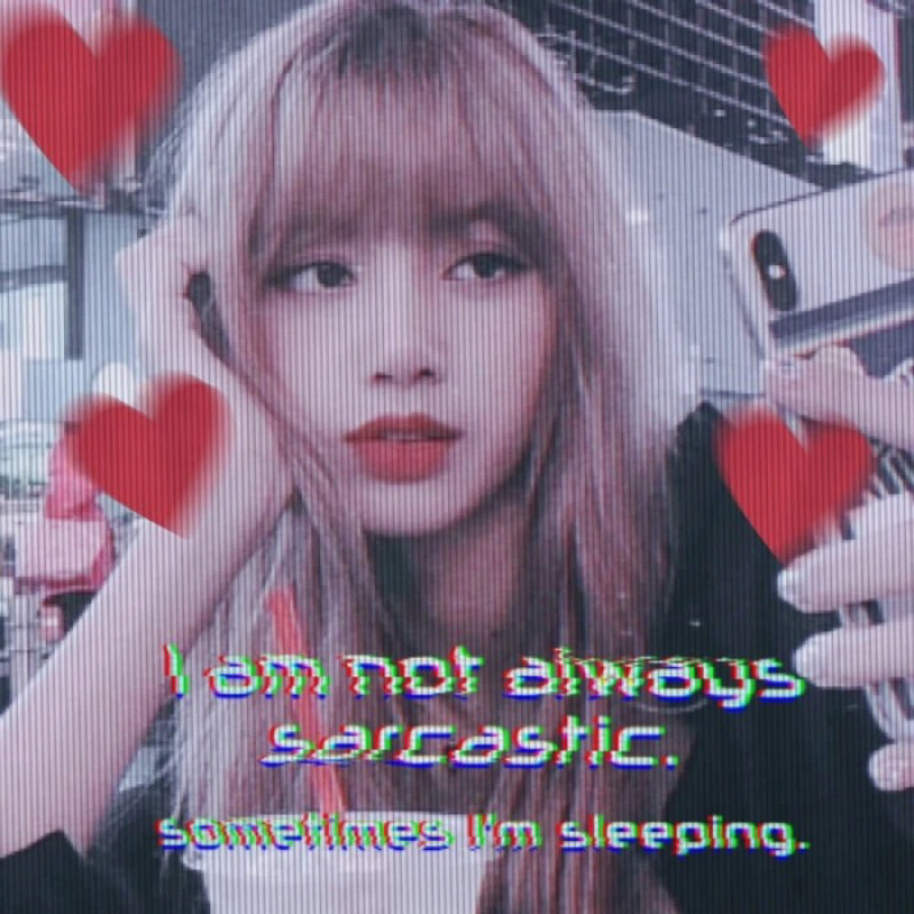 lisa戴眼镜好a呀!