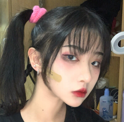 网图女/沈清九.