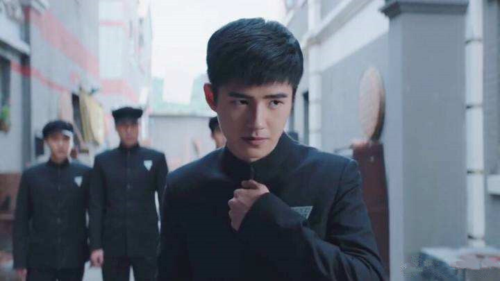 霍震霄