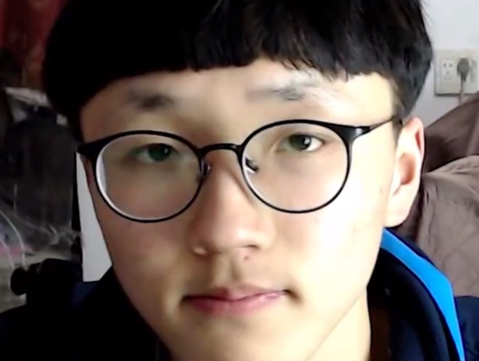 楼上的老张 锅盖哥