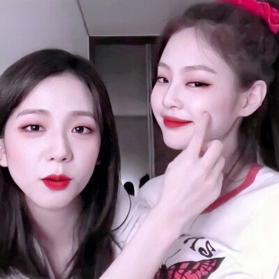 jisoo×jennie 抱图dd 标明沈瑶 看简介