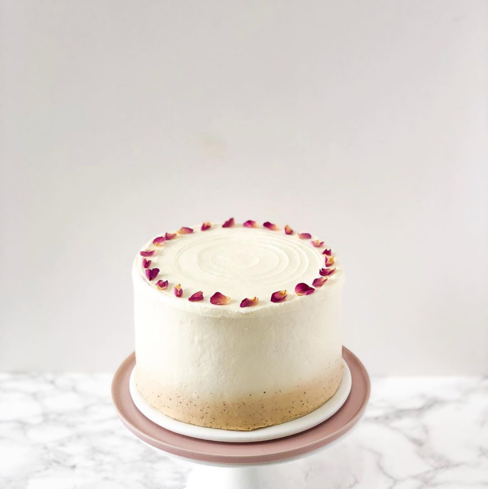 转自ins:cakeologyhk 生日蛋糕