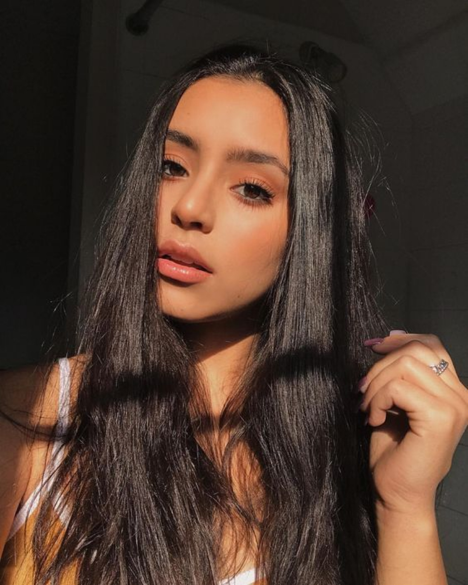 发一组美女 都是我喜欢的样子 急需大头美照 有分享的吗?喊我