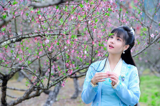 蒋佳恩《花间提壶方大厨》方一勺