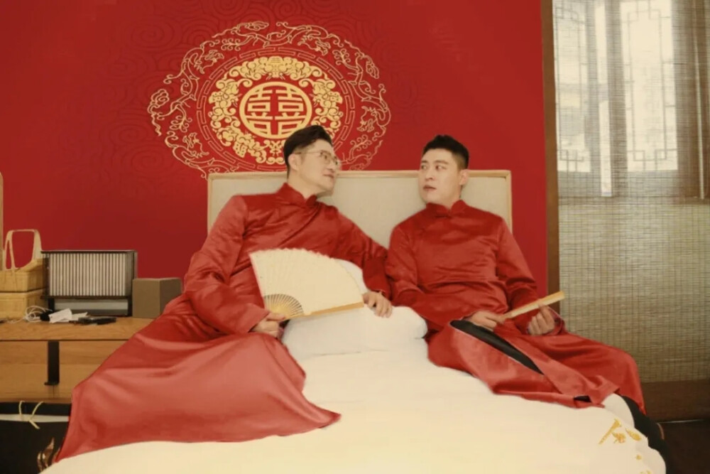 谢金 李鹤东
