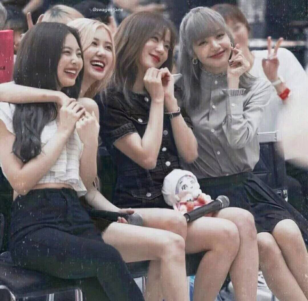 blackpink壁纸 jisoo jennie rosé lisa