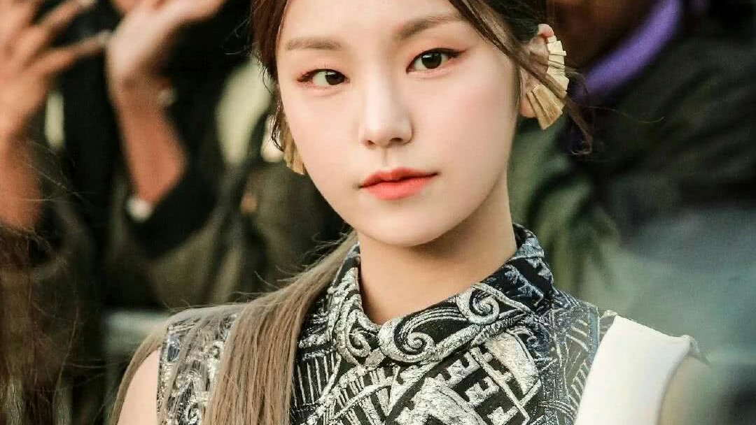 黄礼志橙光女主素材禁二传二改,抱图收藏