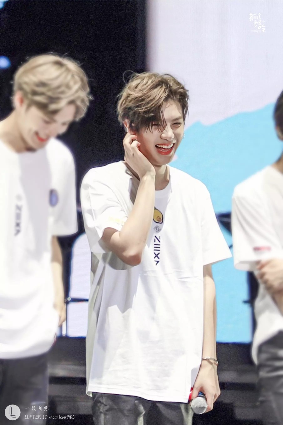 justin黄明昊78