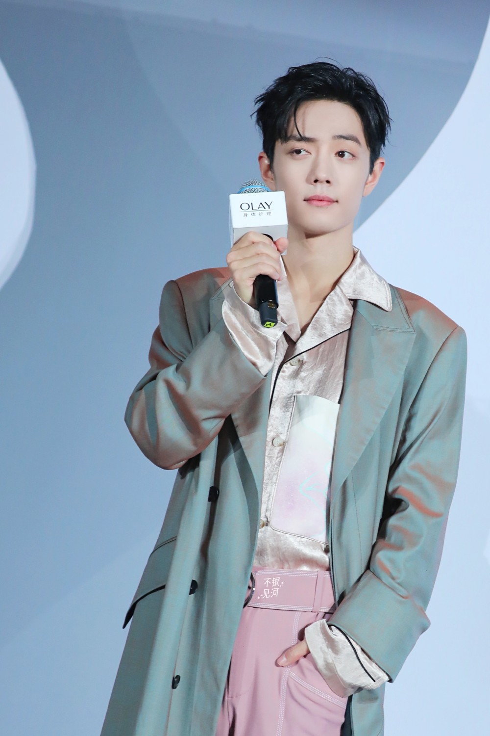 肖战(cr.见水印)
