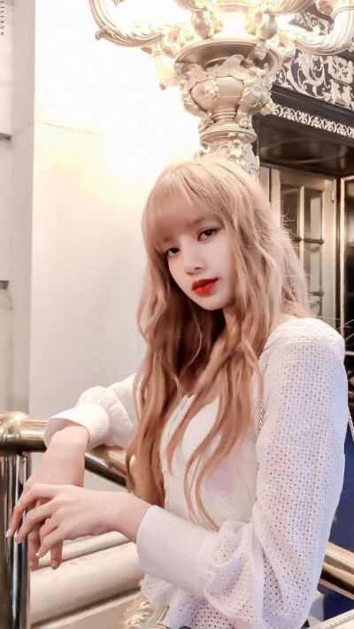 blackpink lisa壁纸图源网络 侵权必删