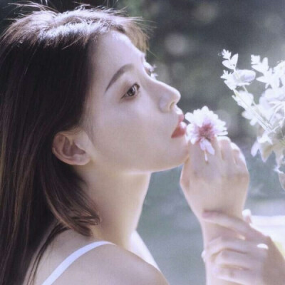 少女的征途是星辰大海「女生头像」