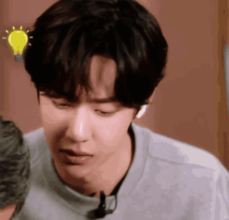 200426 天天向上gif 小表情太可爱 @uniq-王一博