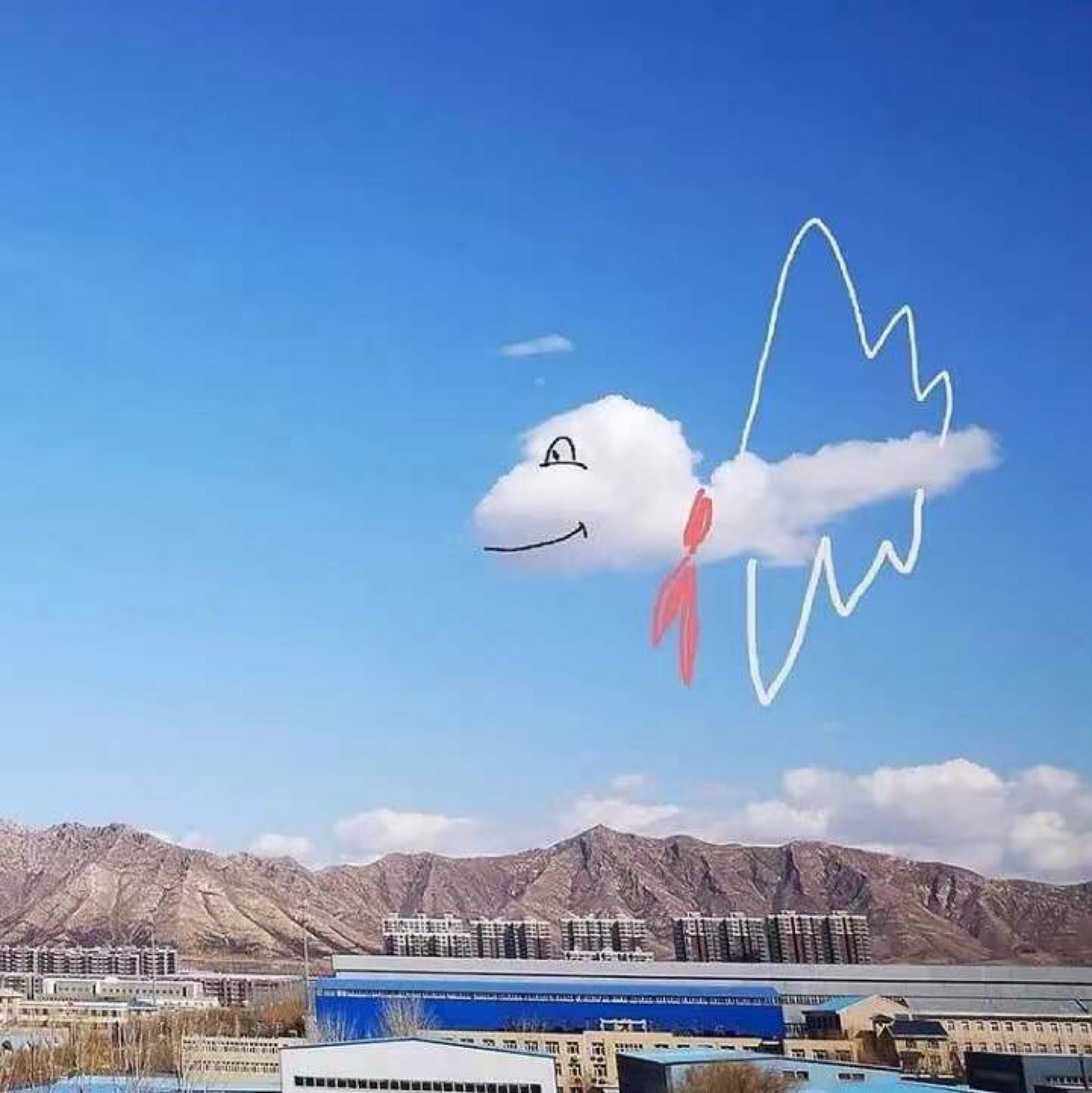 创意白云朋友圈背景图