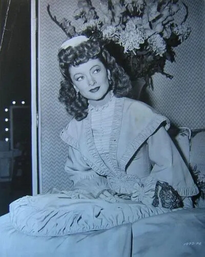 玛娜·洛伊 myrna loy