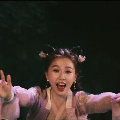 少主且慢行×田三七赵错. cr:今天也在想着减肥qaq