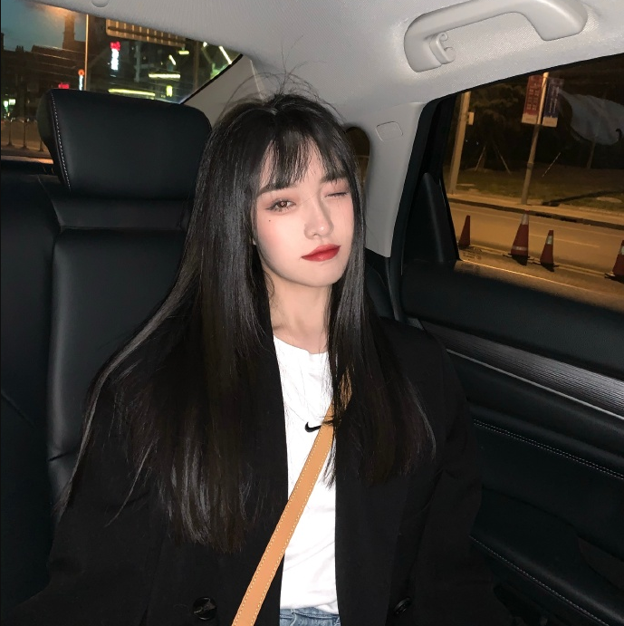自截 头像 女 意境 ins 森系 拿图点赞 聊表心意