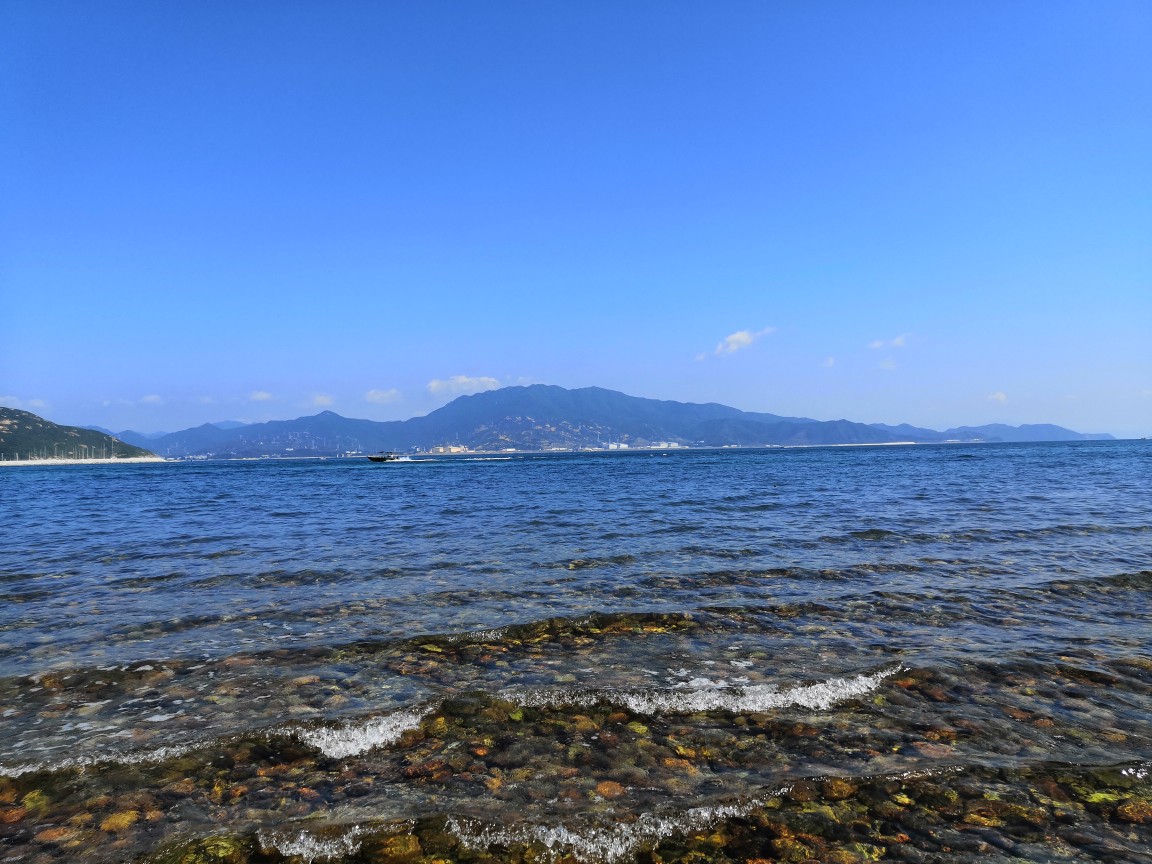 海边 吹海风