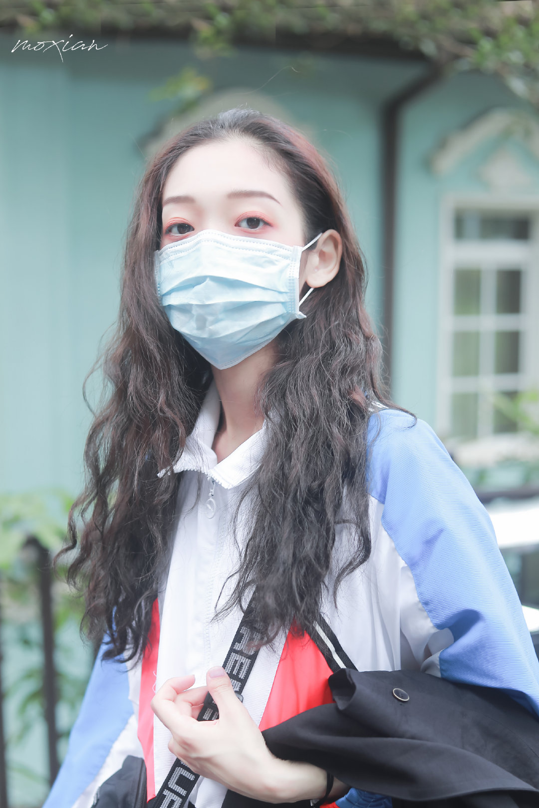 摸仙同学_希林娜依