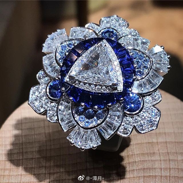 梵克雅宝戒指