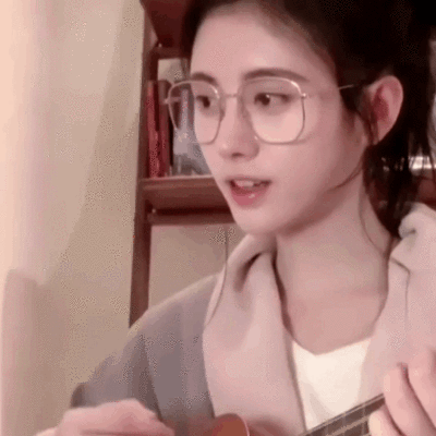 鞠婧祎戴眼镜太杀我了,强烈建议半400_400gif 动态图 动图