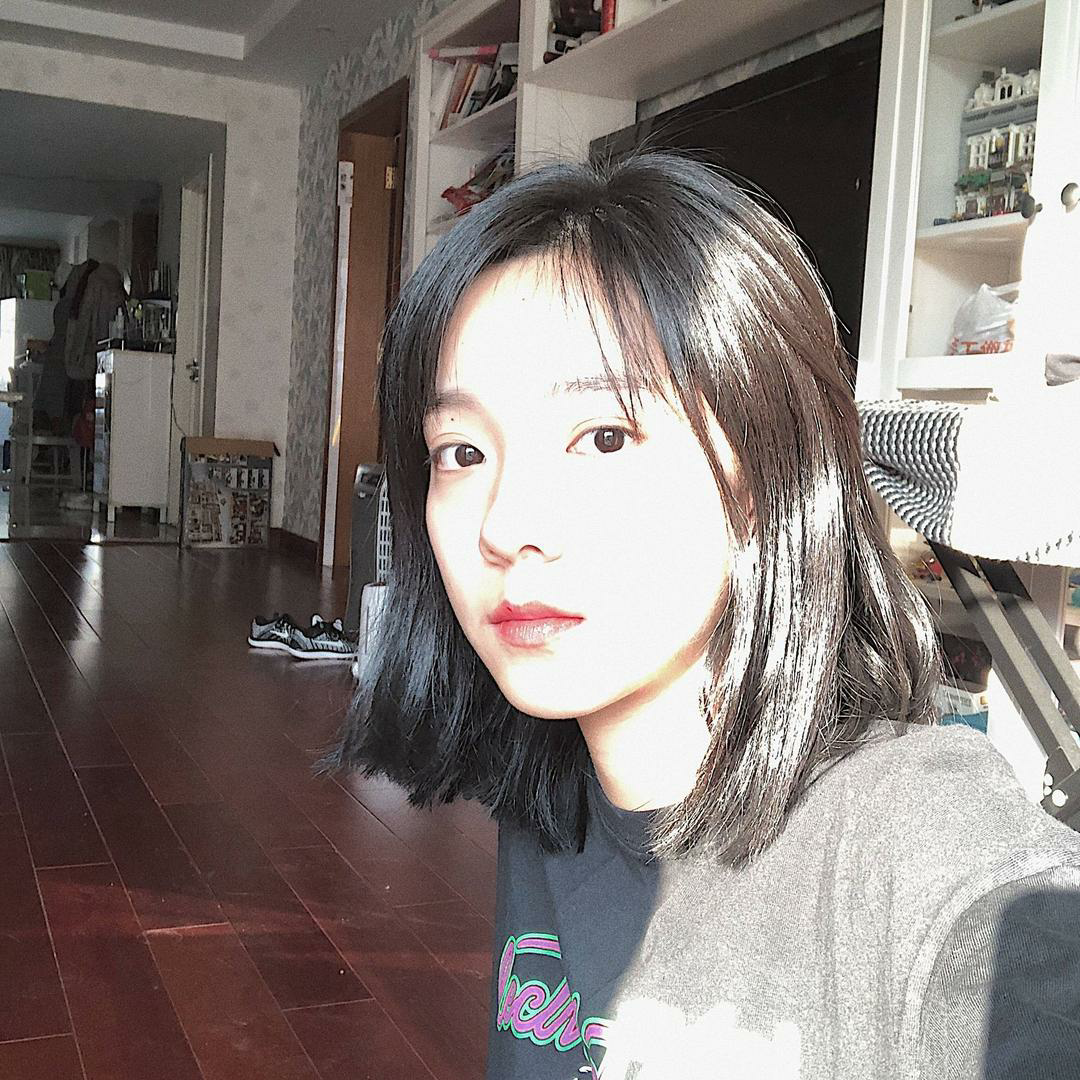 庄达菲 