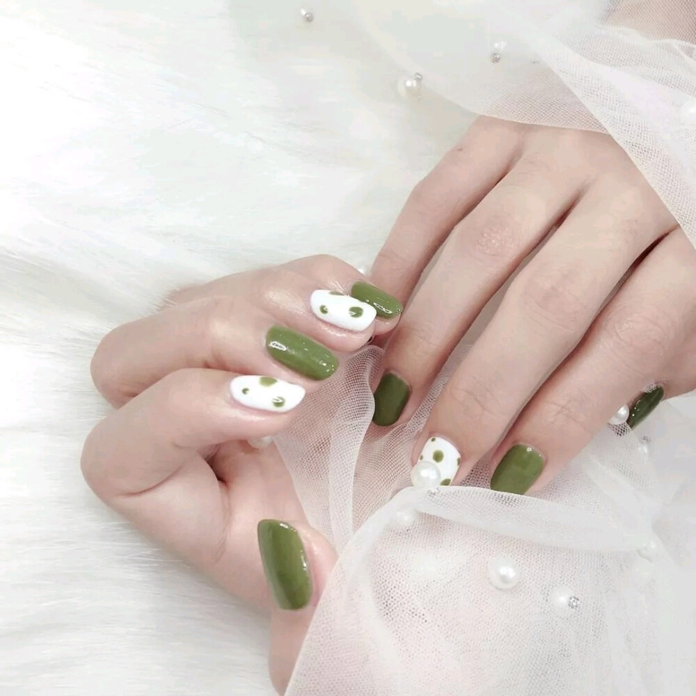 清新牛油果绿色系美甲 - 堆糖,美图壁纸兴趣社区