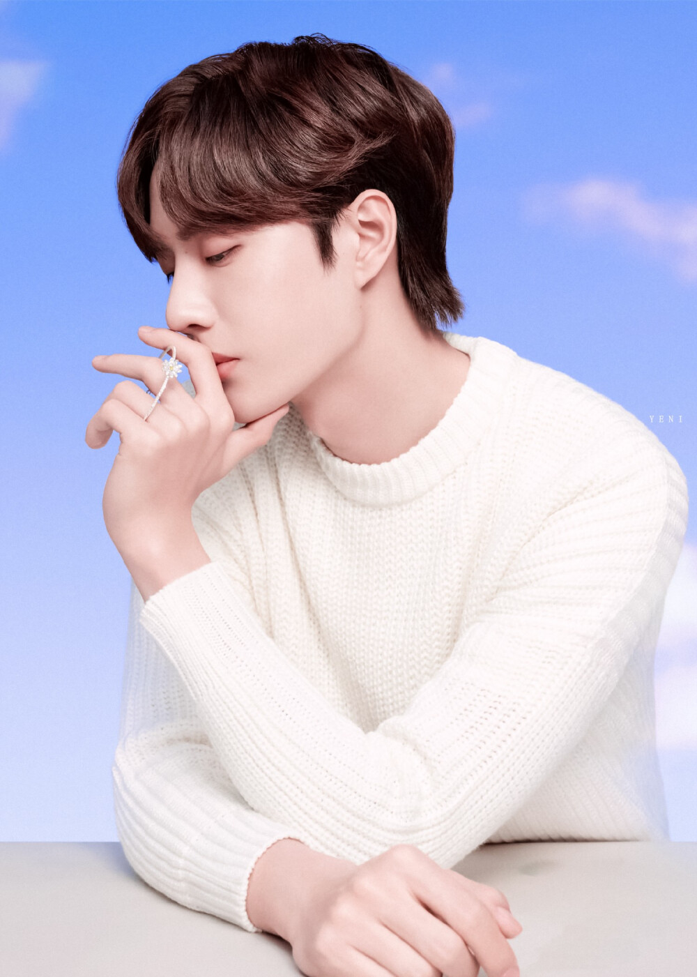 200522 施华洛世奇宣传图 修图 @uniq-王一博