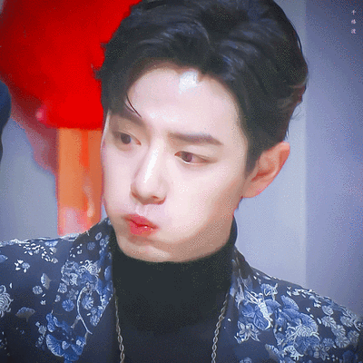 啊啊啊,哥哥的动图绝美笑容杀.